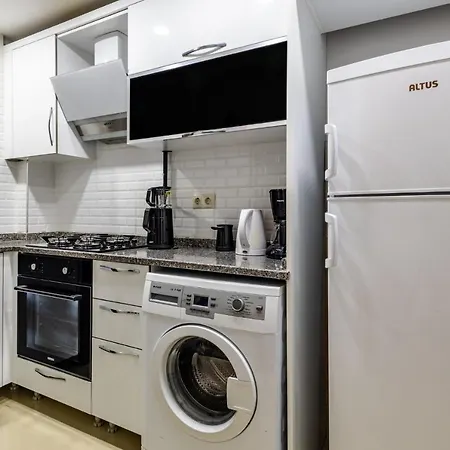 Spacious Flat 4 Min To Marmaray And Uskudar Coast Lejlighed *